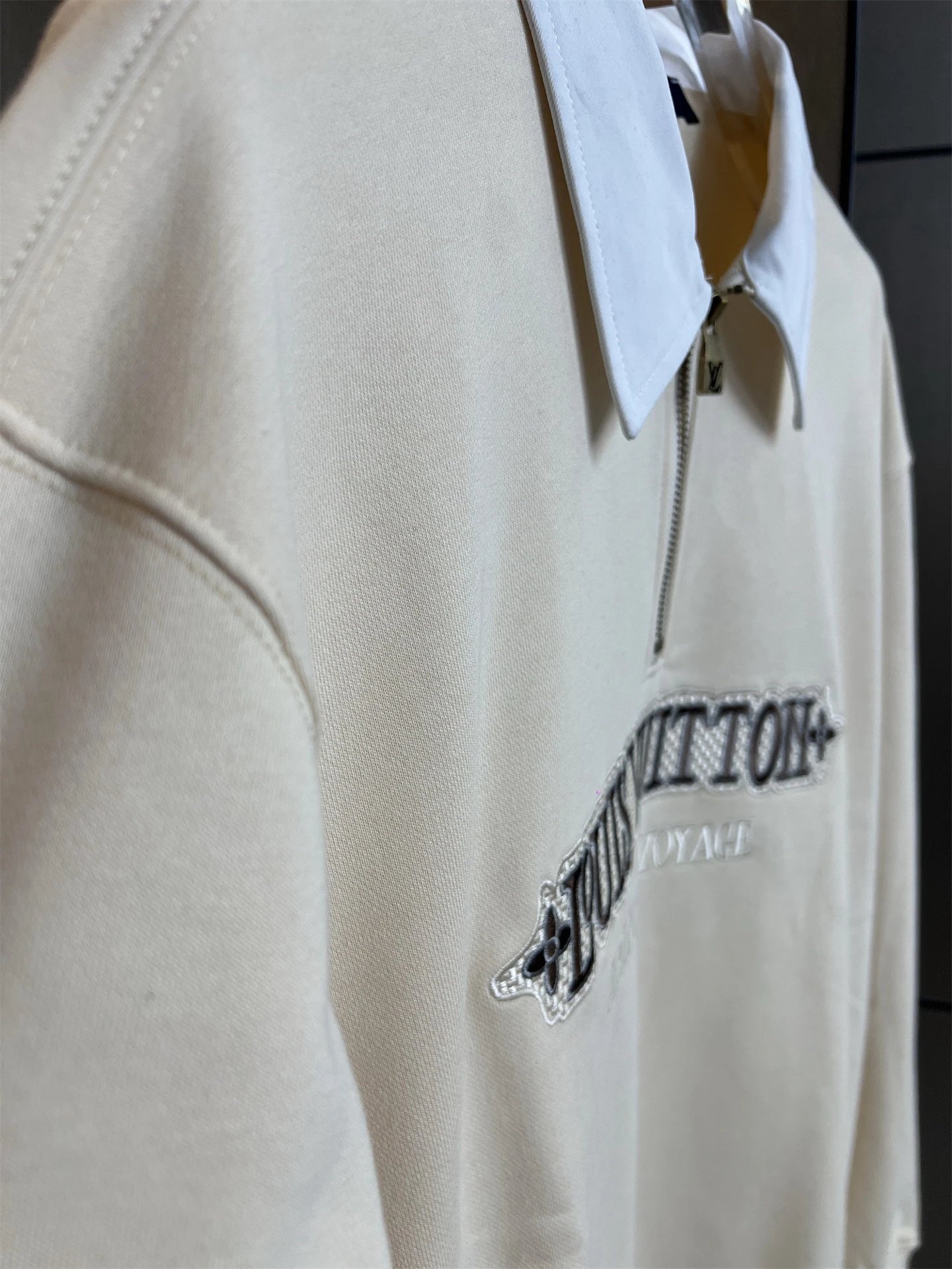 Louis Vuitton Half-Zip Collared Sweatshirt Beige - 7