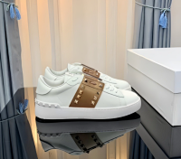 Rivet white brown