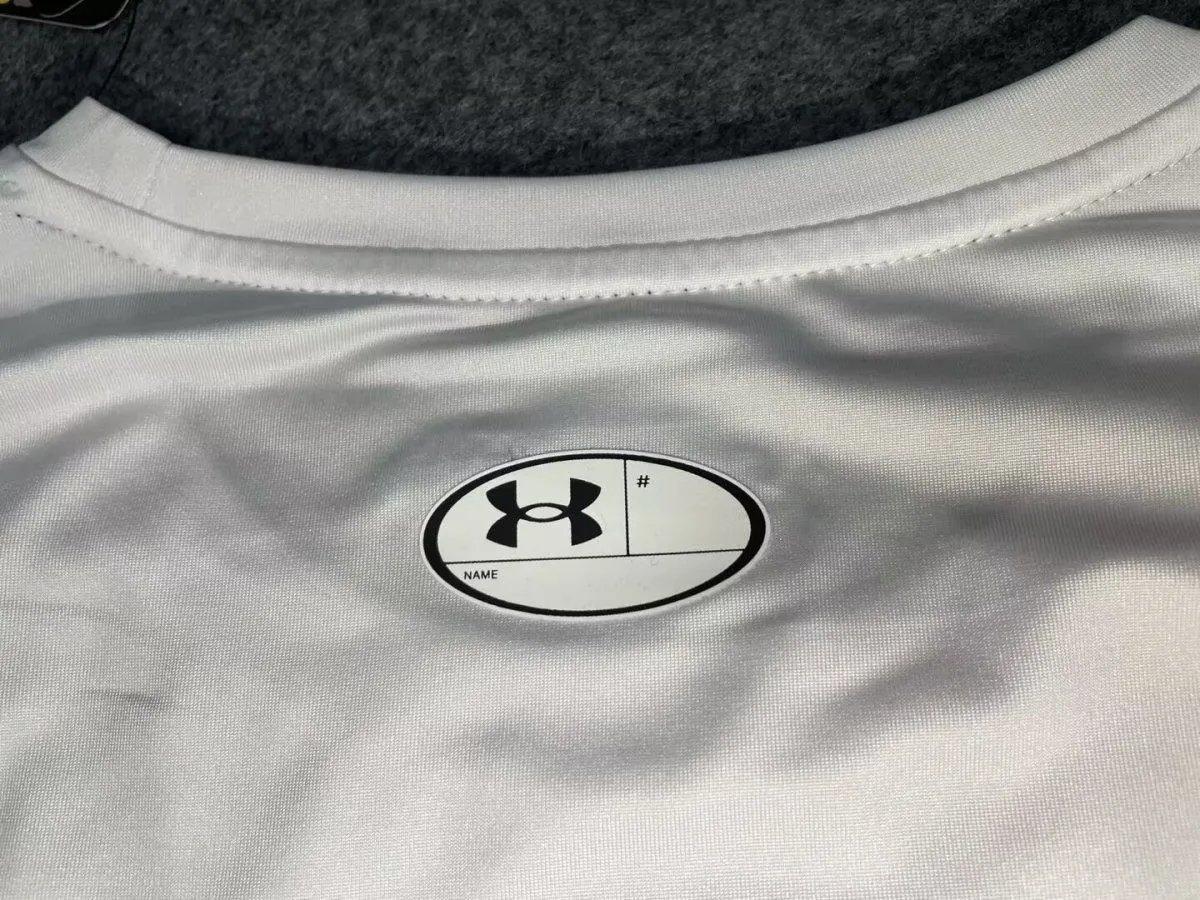 Under Armour HeatGear White Long-Sleeve Base-Layer - 5