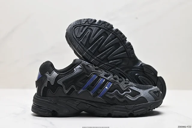 Adidas Sneakers Response CL Bad Bunny product detail image 3
