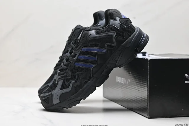 Adidas Sneakers Response CL Bad Bunny product detail image 2