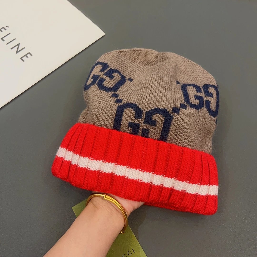 Gucci GG Monogram Knit Beanie Red and Burgundy - 14