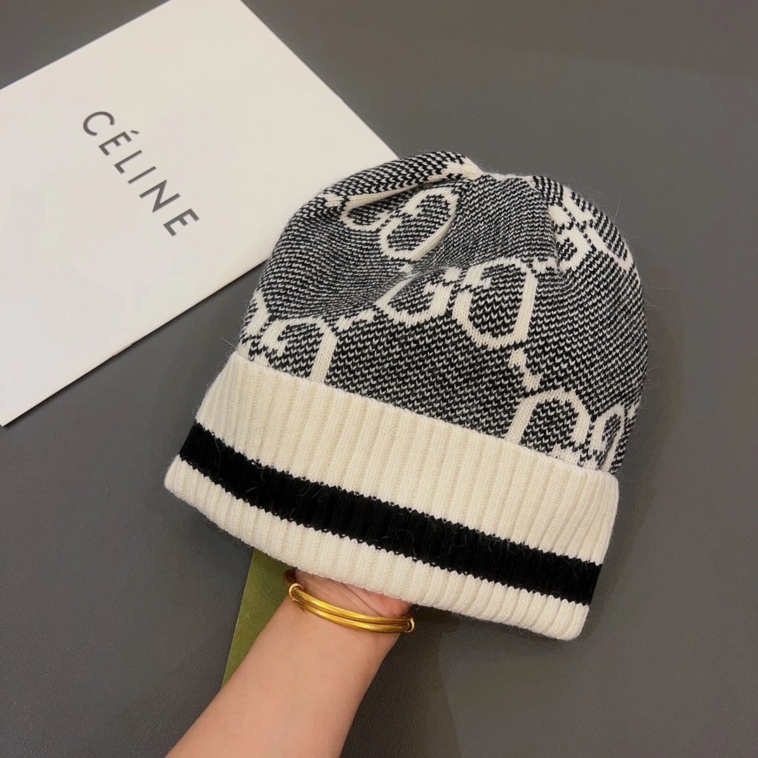 Gucci GG Monogram Knit Beanie Red and Burgundy - 12