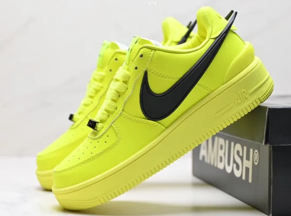 Nike Air Force 1 Low Wheat Sneakers - 10