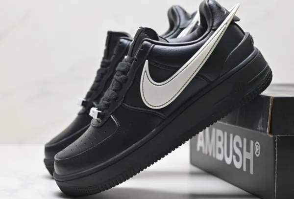 Nike Air Force 1 Low Wheat Sneakers - 11