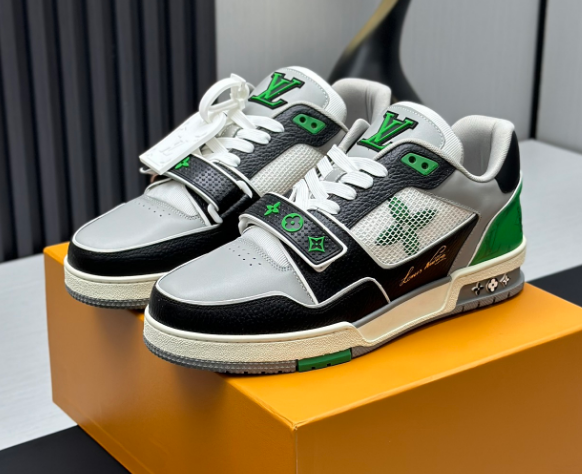 Louis Vuitton LV Trainer Low White Black Green