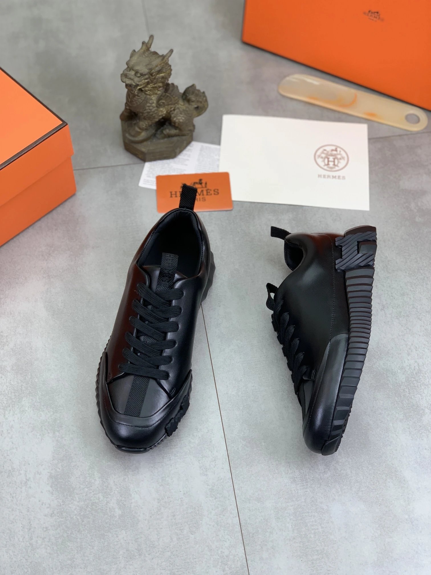 Nike Air Max Portal Olive Black Orange