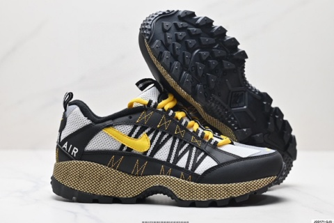 Nike Air Humara QS "Faded Spruce"