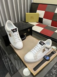 14 (Customized items are non-refundable and non-exchangeable)