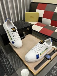01 (Customized items are non-refundable and non-exchangeable)