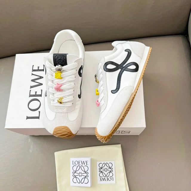 Loewe Sneakers Flow Runner product detail image 7