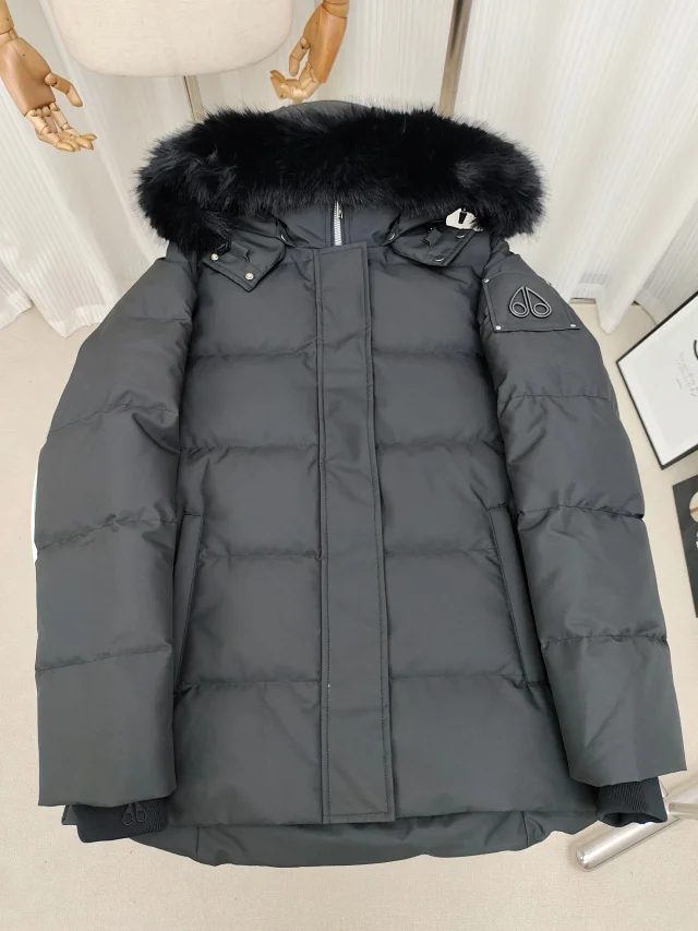Moose Knuckles Down Jackets Fur-Trim Hooded Jacket product detail image 1