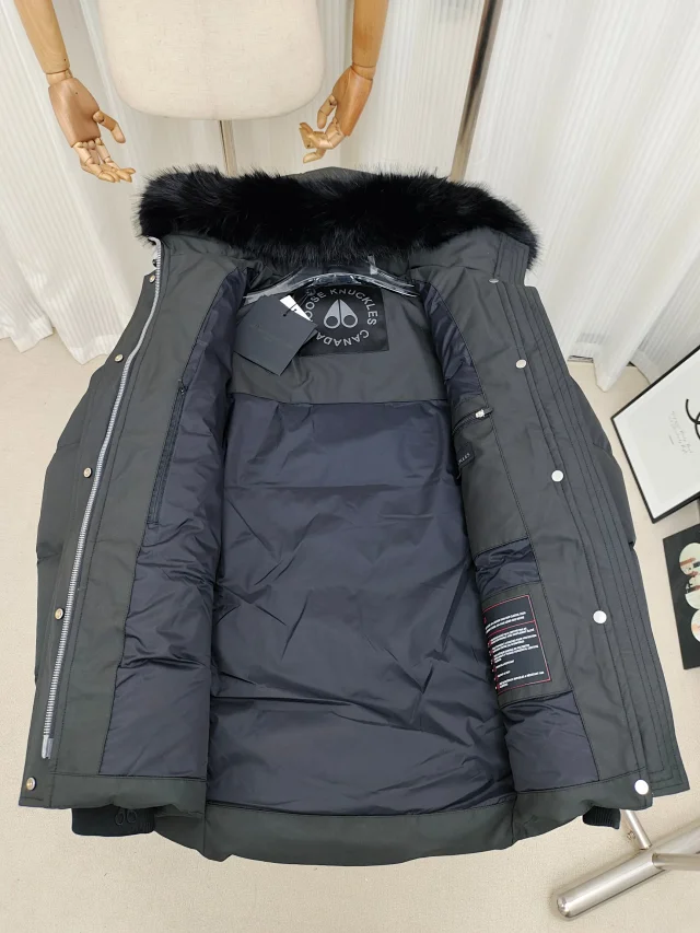 Moose Knuckles Down Jackets Fur-Trim Hooded Jacket product detail image 5