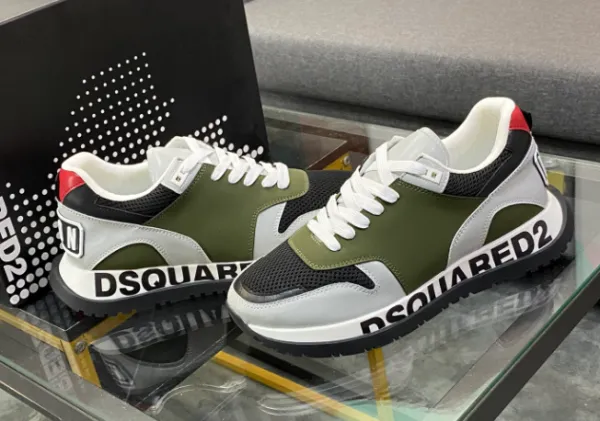DSquared² Canadian Flag Low-Top Sneakers Black/Red/White - 6
