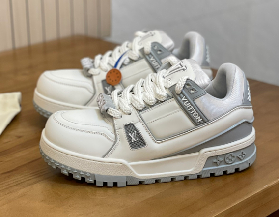 Louis Vuitton Trainer Maxi: seller detail photo 2
