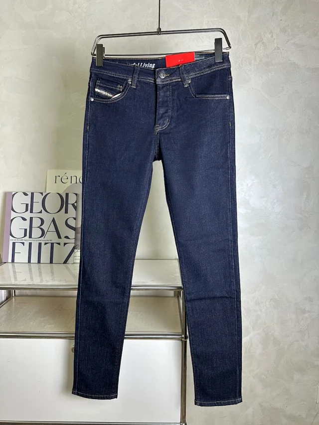 Diesel Jeans Five-pocket faded product detail image 23