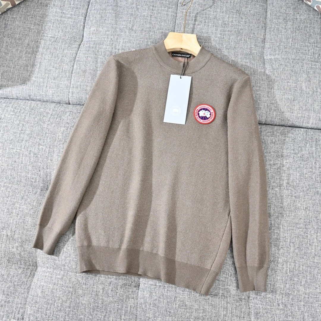 Fleece Crew Neck Sweater photo 5