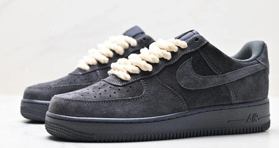 Nike Air Force 1 Low Black Suede