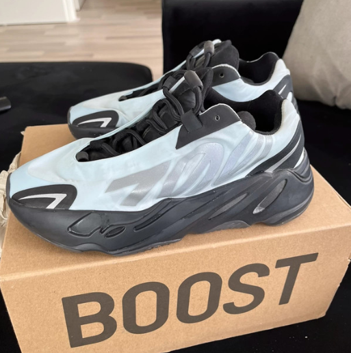 Adidas Yeezy 700 MNVN Blue Tint