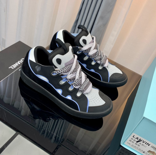 Louis Vuitton Rivoli Sneaker White Black Colorblock