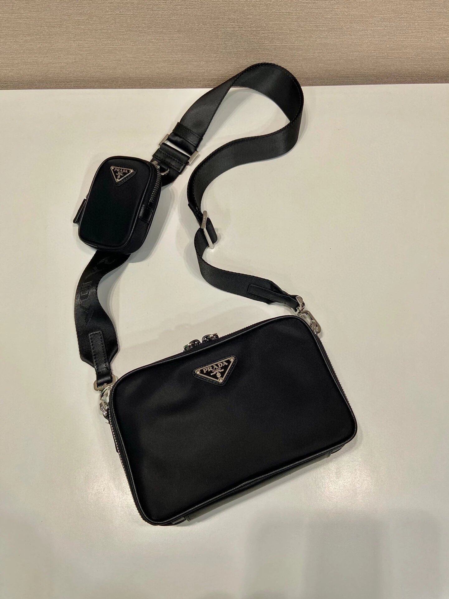 P.rada shoulder bag 普.拉.答  单肩包包inspreadsheet.com