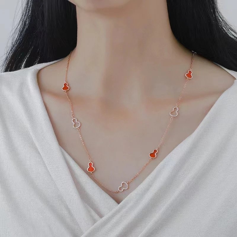 Heart Motif Necklace [1 style]