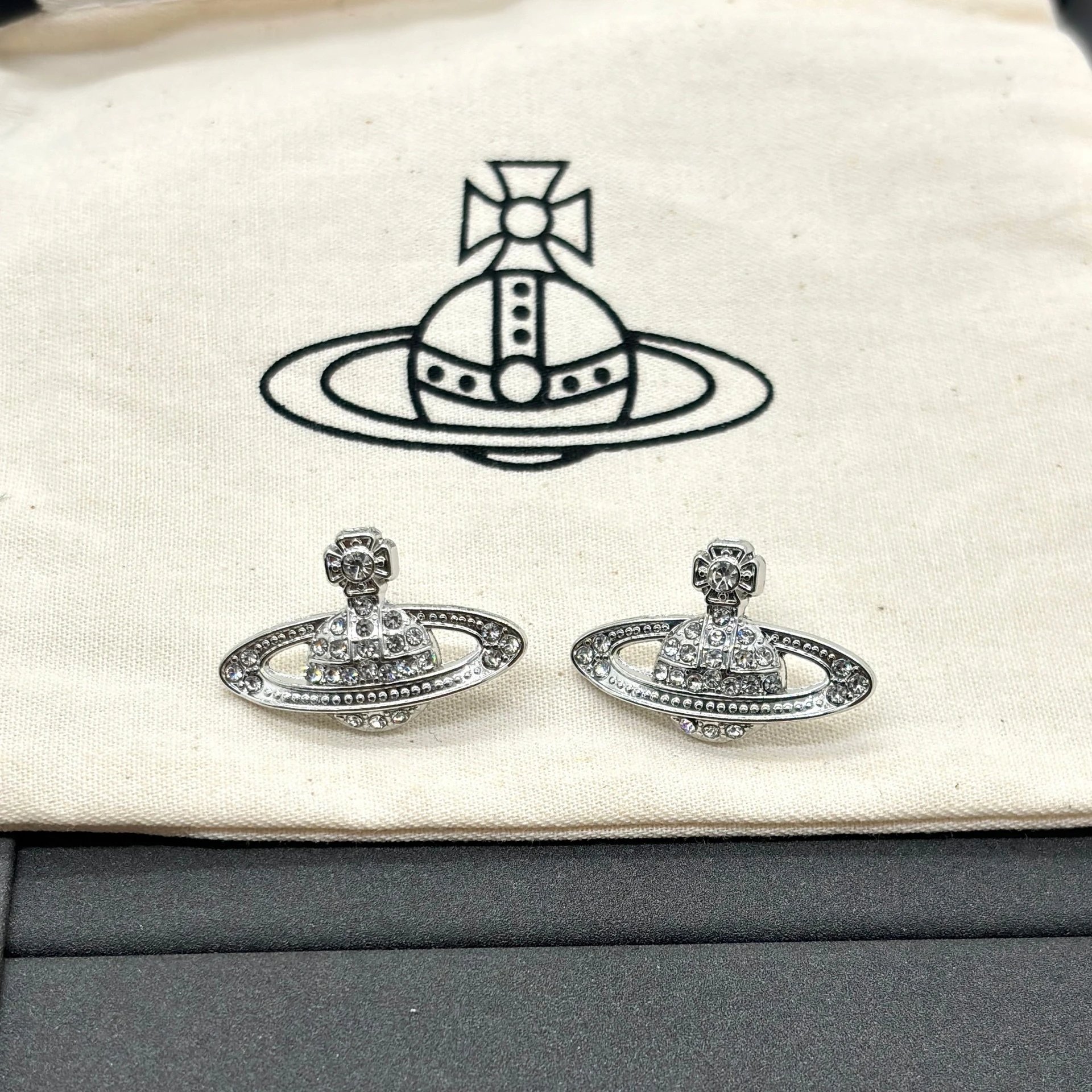 【 Top version 】 【 Empress Dowager 】 Lead Free Planet Earrings Female Explosive