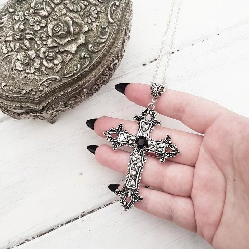 Gothic Ornate Cross Pendant Ne