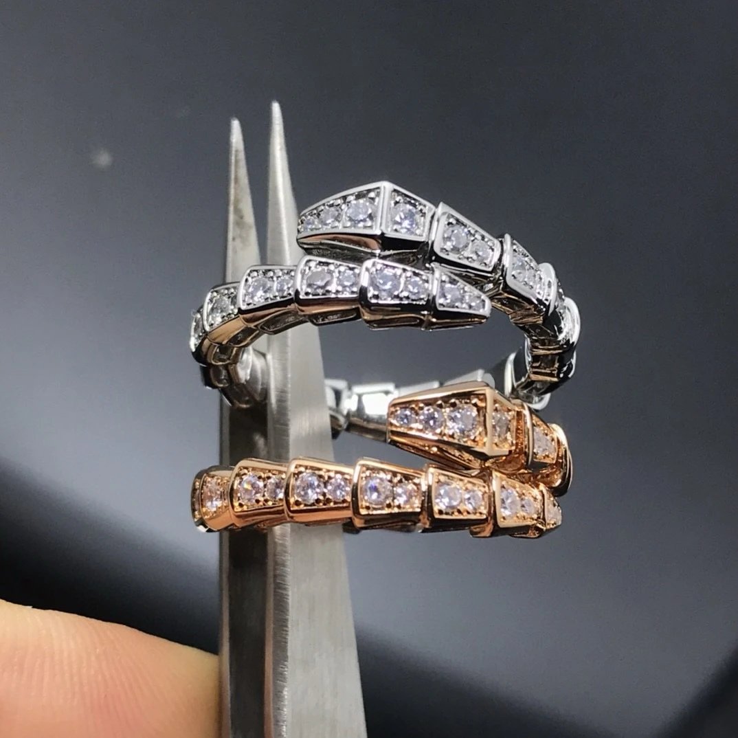 Serpenti-Style Diamond Eternit