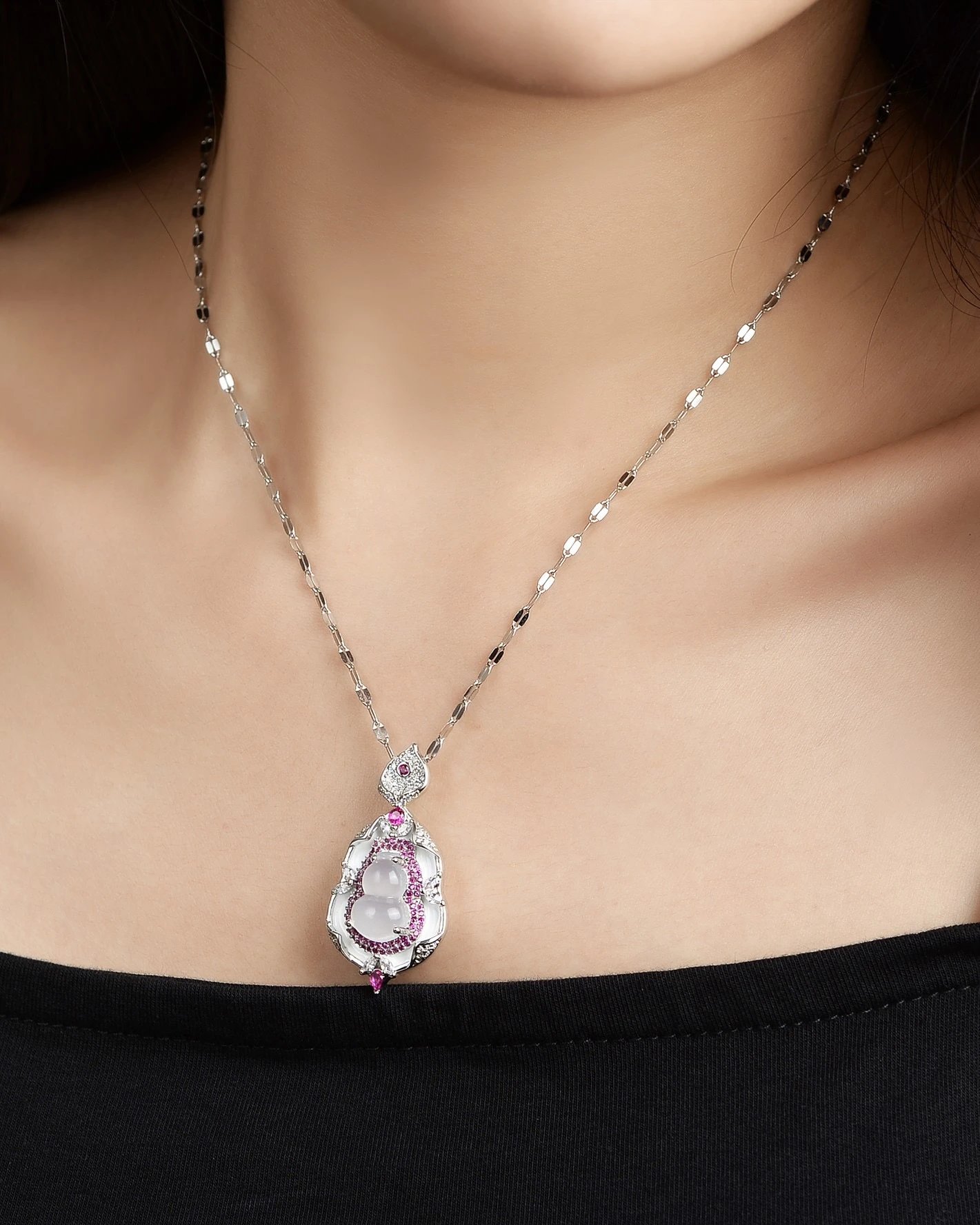 Elegant Pearl and Ruby Pendant