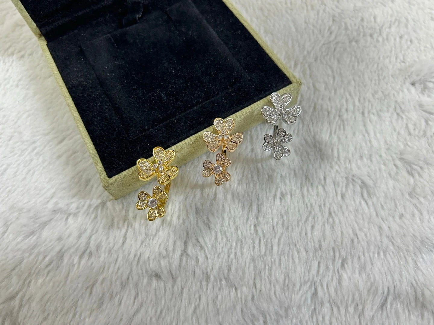 Flower Design Earrings [3 styl