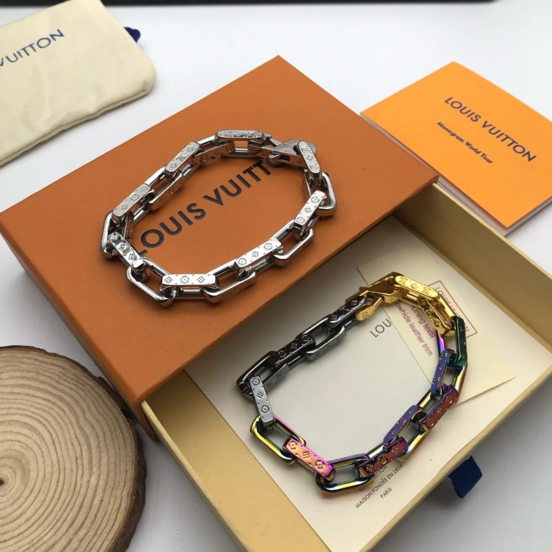 Louis Vuitton Chain Link Brace