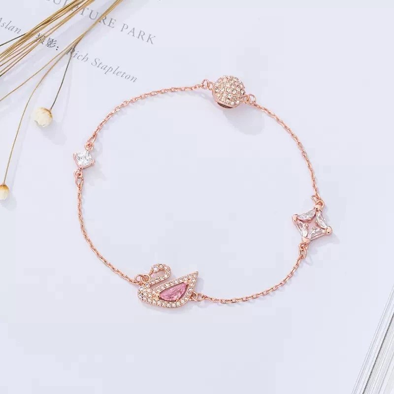 Swan Design Rose Gold Bracelet