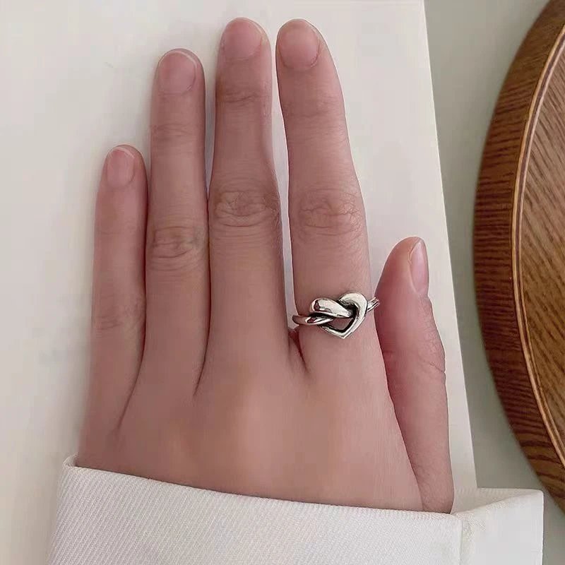 Heart Knot Ring [2 styles]