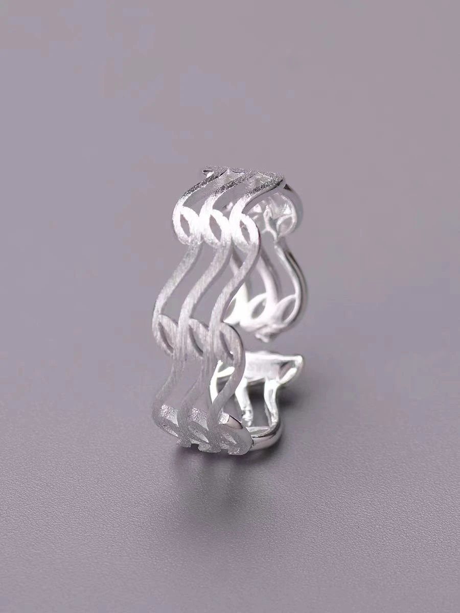 Silver Fox Design Ring