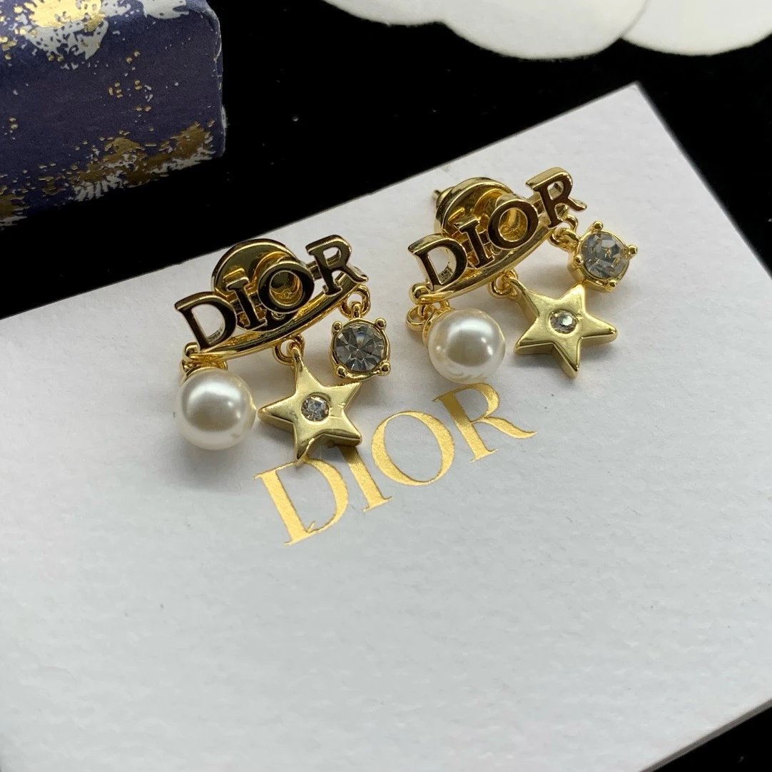 Dior Logo Star Pearl Drop Earr