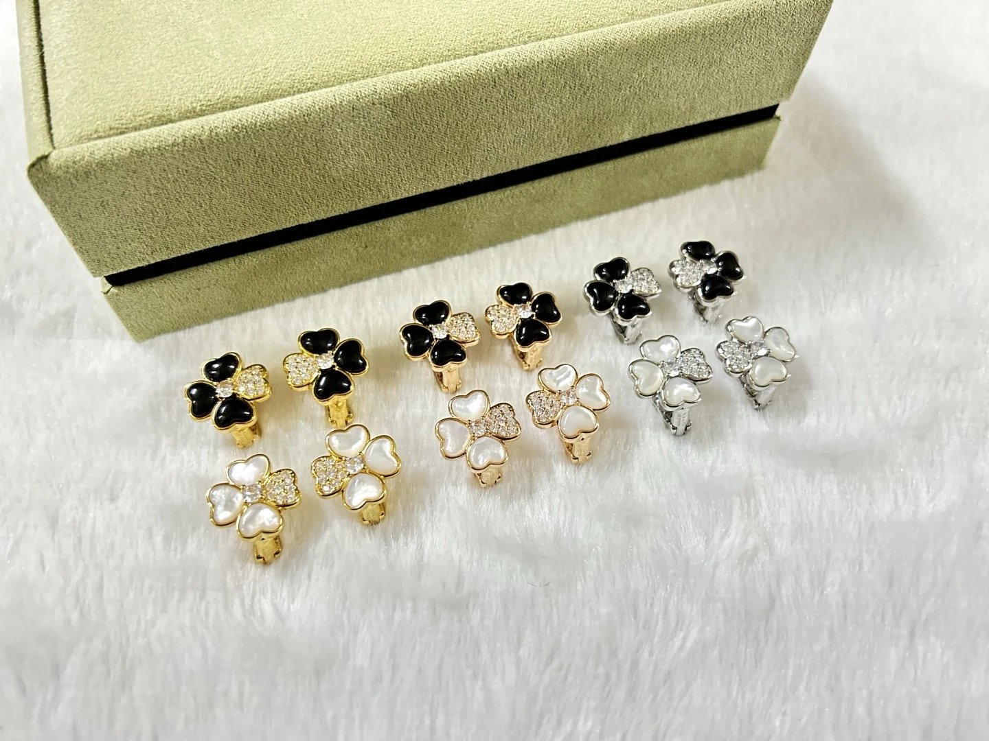 Clover Flower Hair Clips [6 st