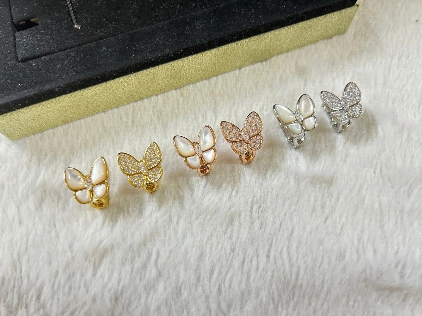 Butterfly Stud Earrings [3 sty