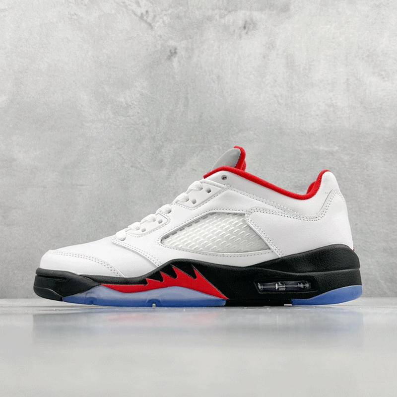 White, red, and silver CU4523-100 36-47.5