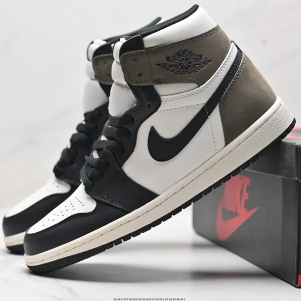Air Jordan 1 High OG Pine Green Sneakers Basketball Shoes - 22