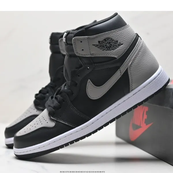Air Jordan 1 High OG Pine Green Sneakers Basketball Shoes - 26