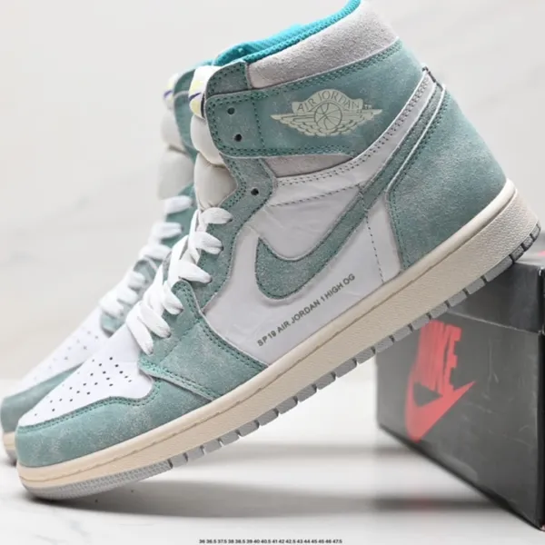 Air Jordan 1 High OG Pine Green Sneakers Basketball Shoes - 26