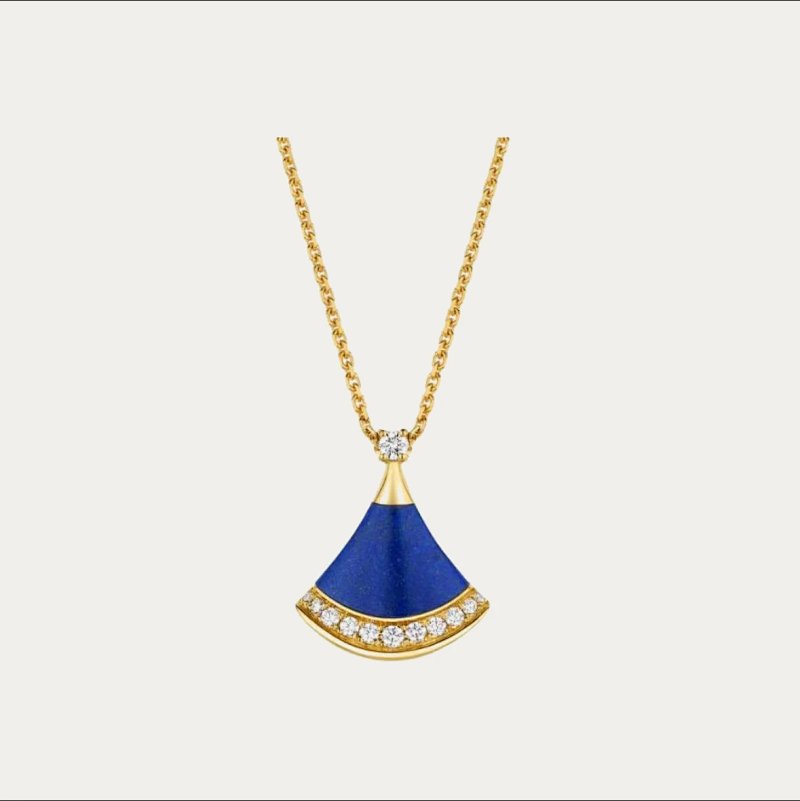 Necklace from Ziqi