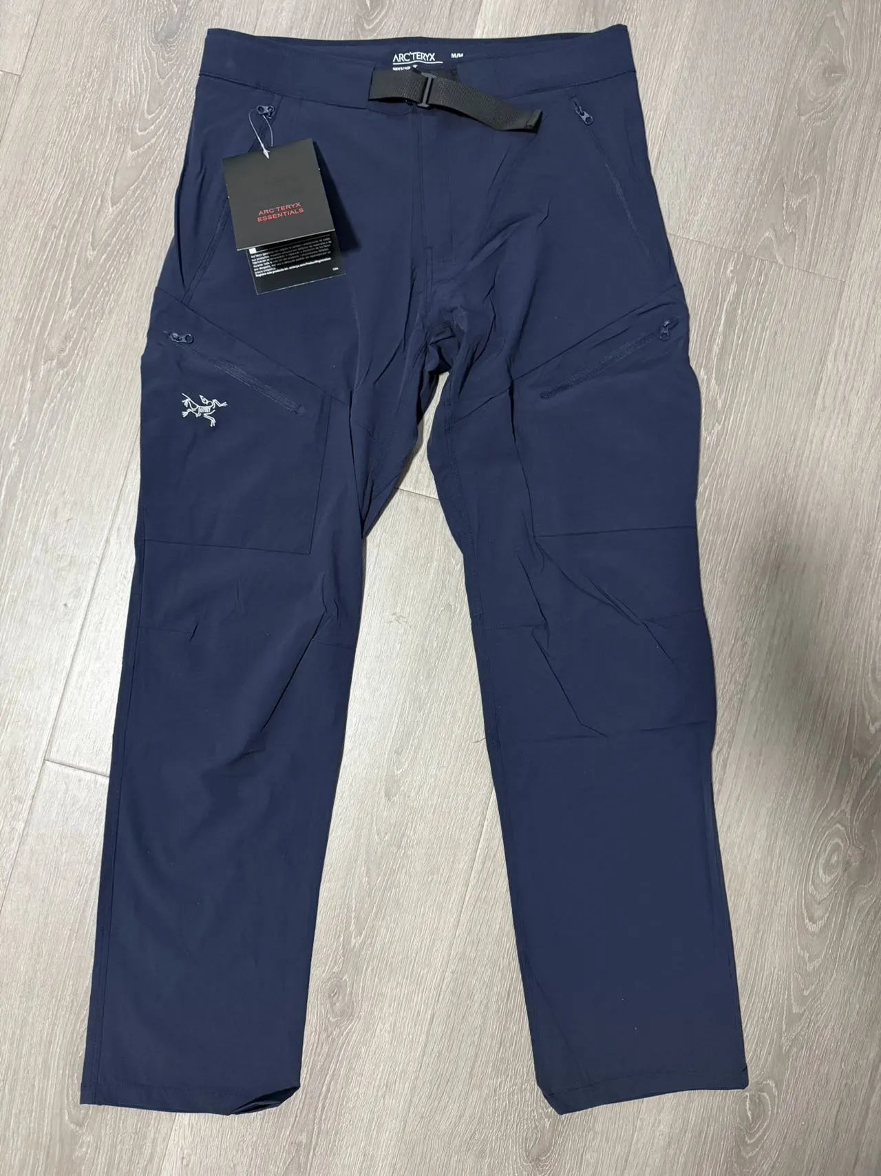 Old quick drying pants navy blue