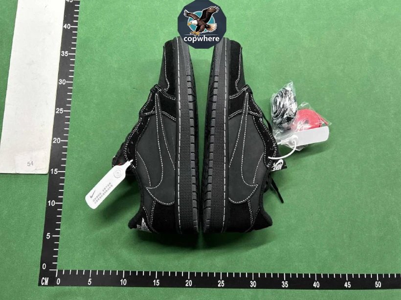 Tr*vis Sc*tt x J*rdan 1 G Batch - 136130