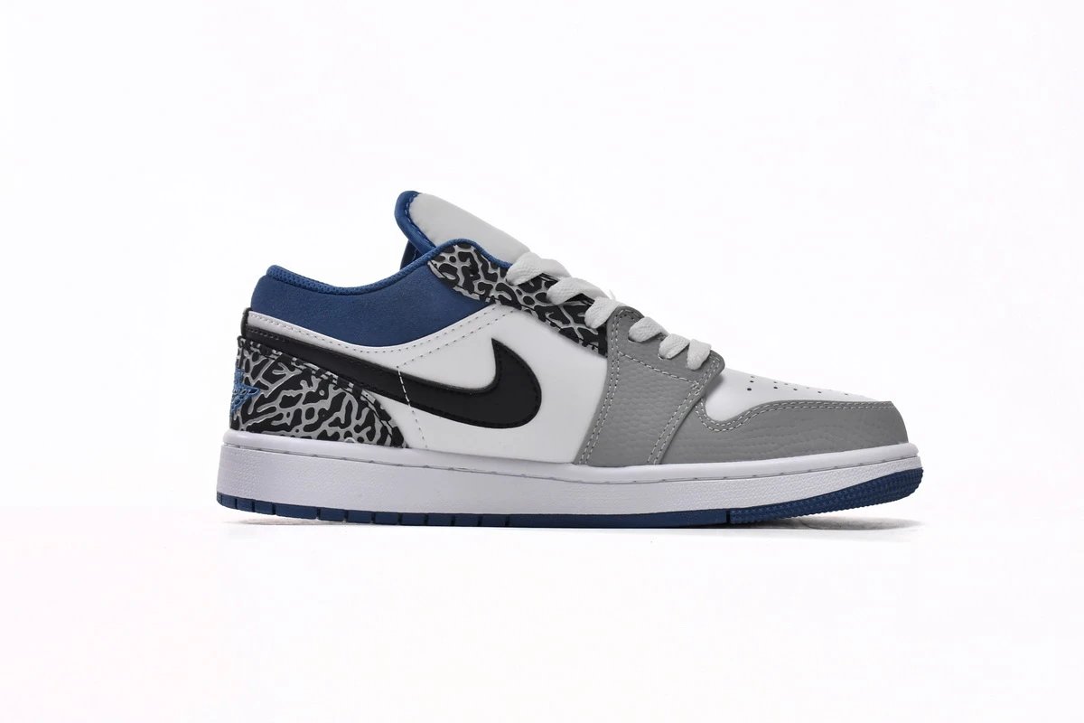 Jordan 1 Retro Low SE True Blue DM1199-140