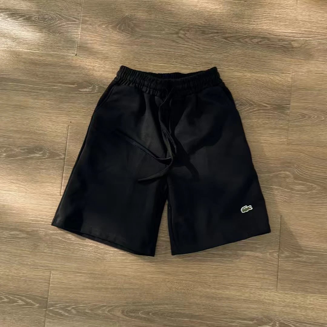 Shorts photo 2