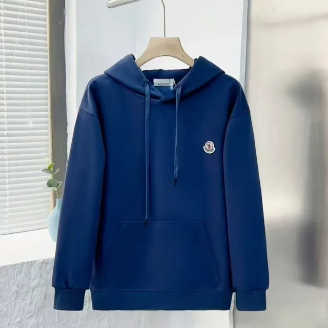 Lacoste Hoodies & Sweatshirts Zip-up hooded sweatshirt with crocodile chest logo and kangaroo pockets product detail image 17