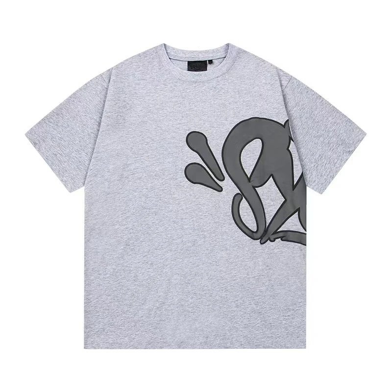 T-shirt gray and black