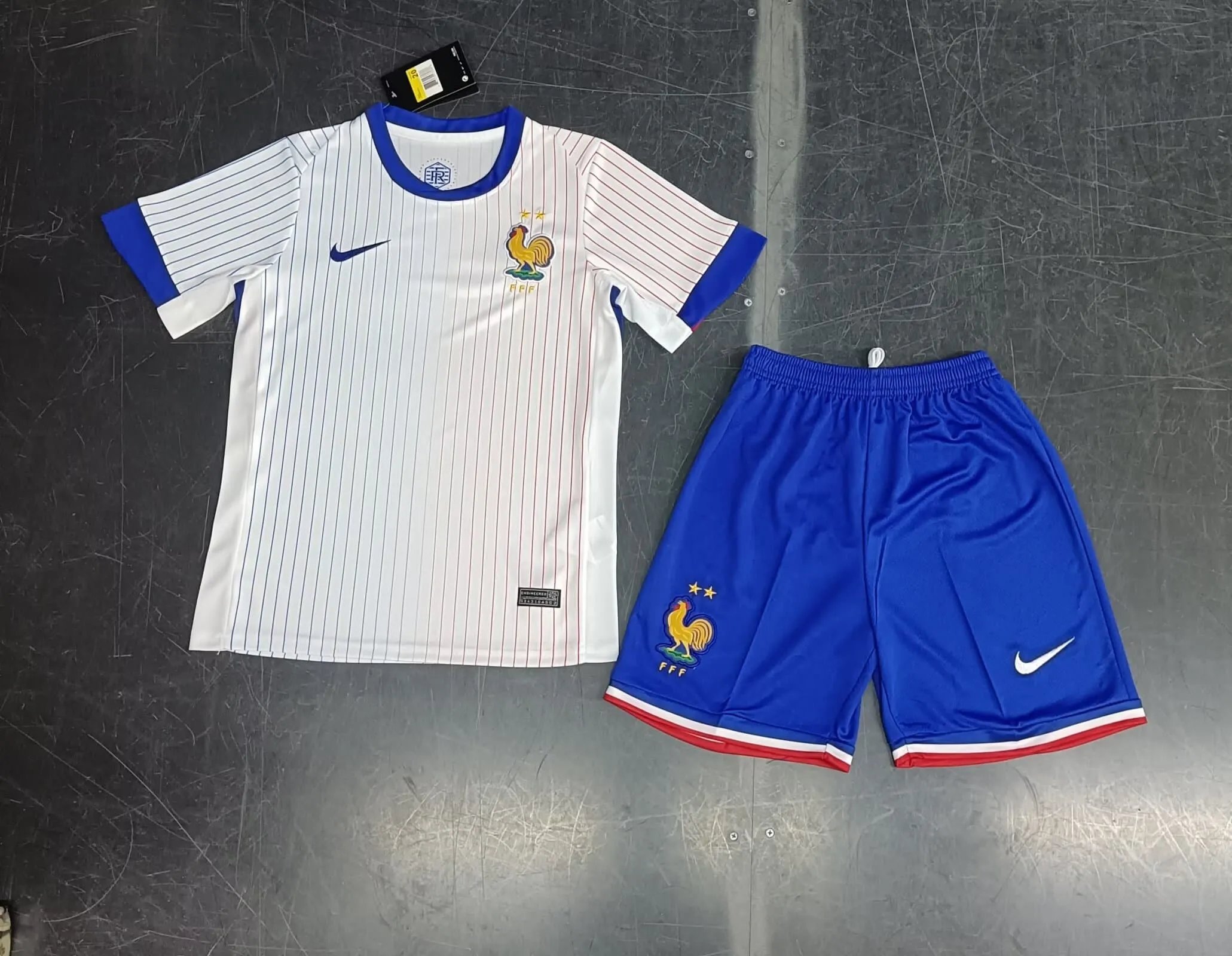 Nike Football Jerseys National Team Jersey and Shorts Set image 4